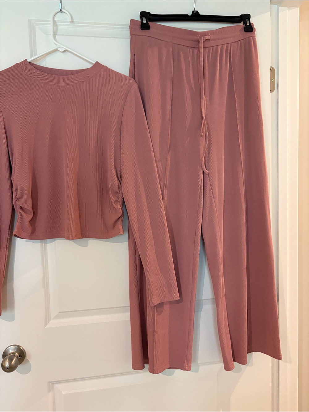 Women’s Dusty Rose Wide-Leg Pants - Brand Unspecified